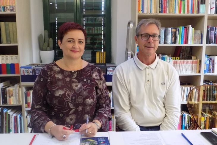 Gianfranca Šuran i Gianclaudio Pellizzer na konferenciji za novinare u Zajednici Talijana Rovinj (N. O. R.)