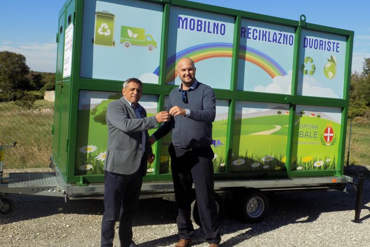 Edi Pastovicchio i Ilijea Augustinović na današnjoj primopredaji (N. ORLOVIĆ RADIĆ)