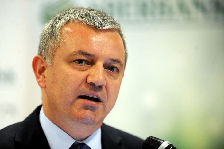 (D. LOVROVIĆ)