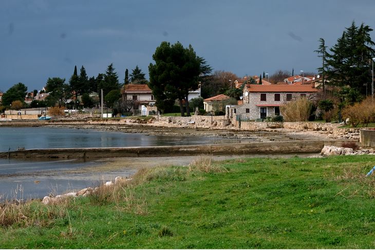 Područje zaljeva Karigador (M. MIJOŠEK)