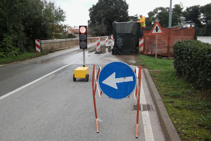 Zidove neće rušiti, ali će postaviti novu oplatu (Z. STRAHINJA)
