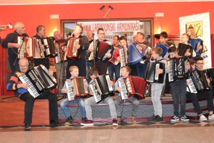 Labinski harmonikaši (B. BIOČIĆ)