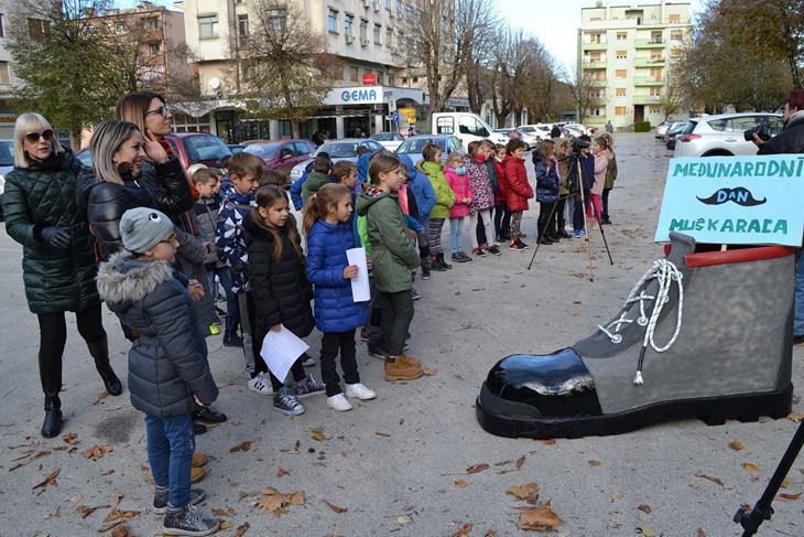 Veliku cipelu izradio je Serđo Rigo