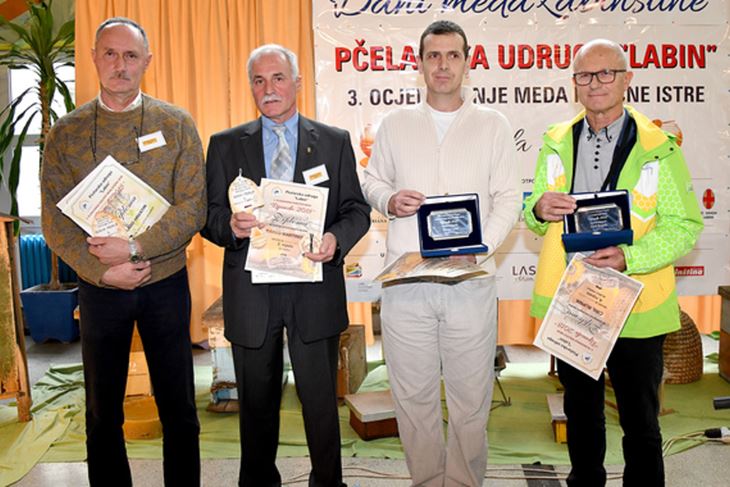 Nagrađeni na danima meda