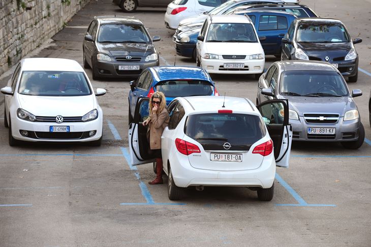 Osigurano je više od tisuću novih parkirališnih mjesta, tvrde iz Grada (Milivoj MIJOŠEK)