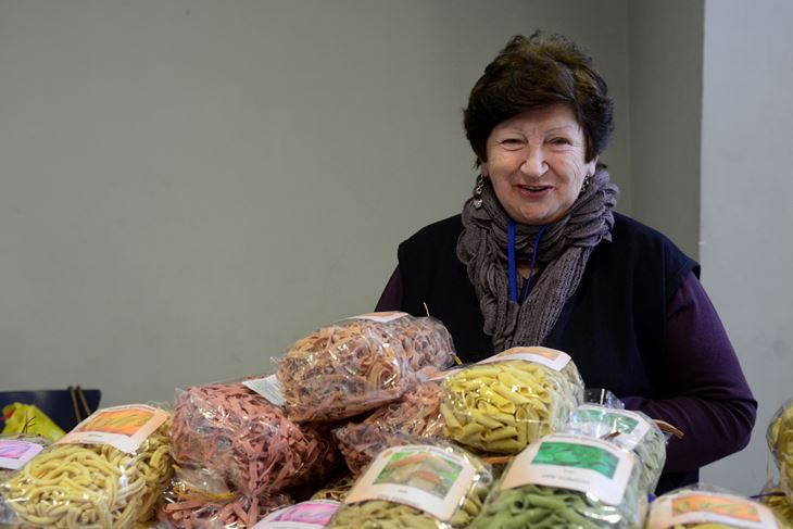 Lina Vežnaver na jednom od sajmova