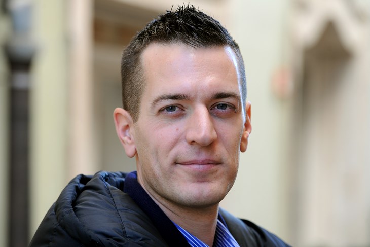 (M. MIJOŠEK)