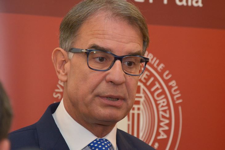 N. LAZAREVIĆ