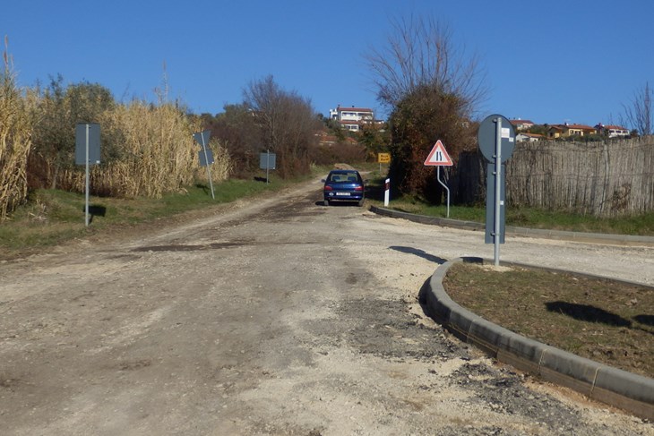 Obnova ceste u naselju Sv. Sebastijan (L. JELAVIĆ)