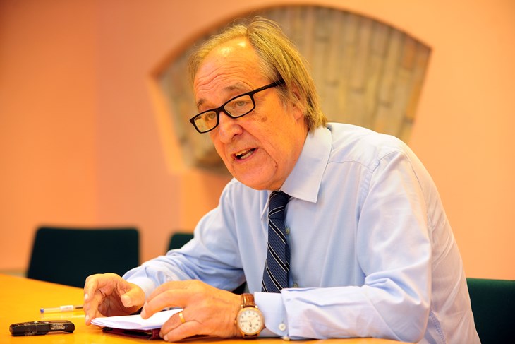 (M. MIJOŠEK)