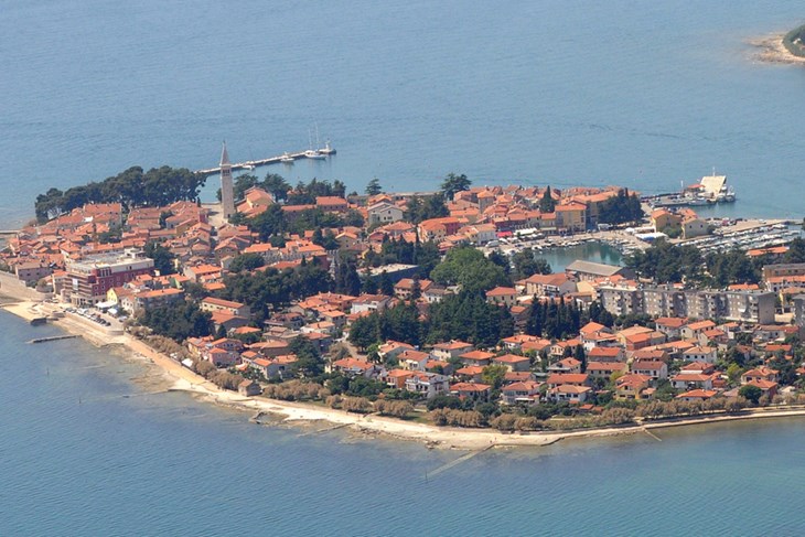 Novigrad (N. LAZAREVIĆ)