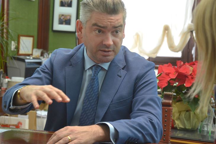 N. LAZAREVIĆ