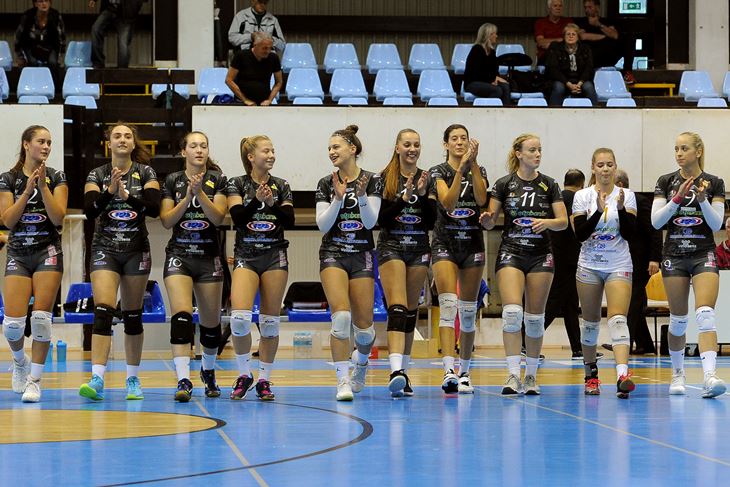 SJAJAN NASTUP U TRNSKOM - Odbojkašice Poreča (M. MIJOŠEK)