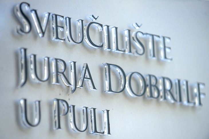 (M. MIJOŠEK)