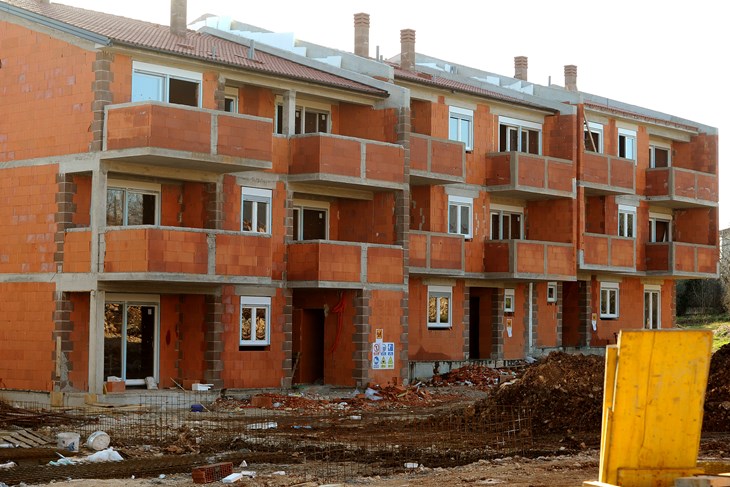 (M. MIJOŠEK)