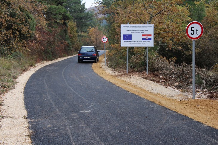 Cesta prema Gržićima i Baštićima najveća je prošlogodišnja investicija