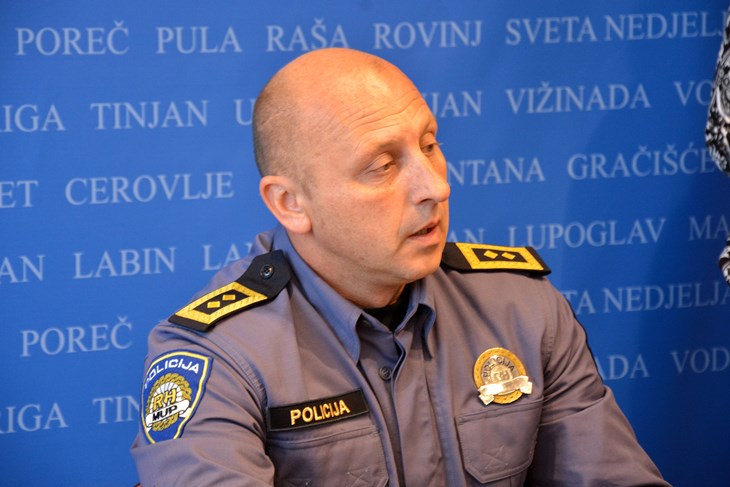 N. LAZAREVIĆ