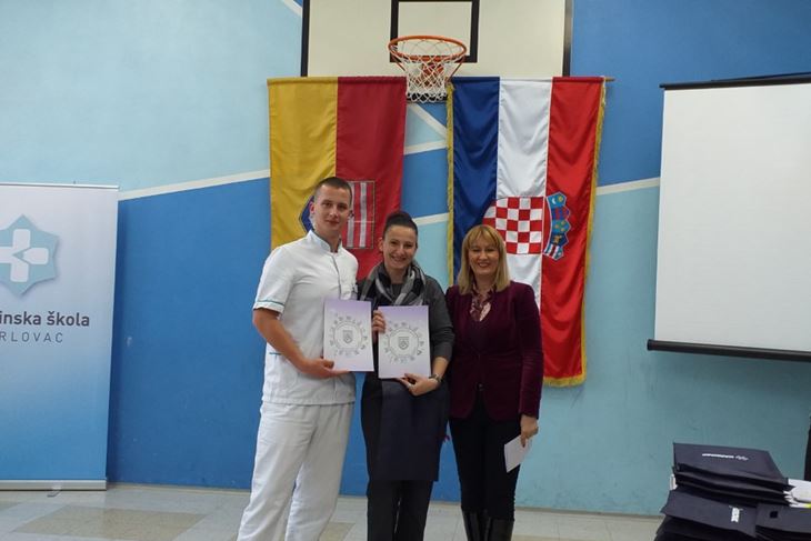 Ivan Županić i mentorica Ana Krelja (desno)