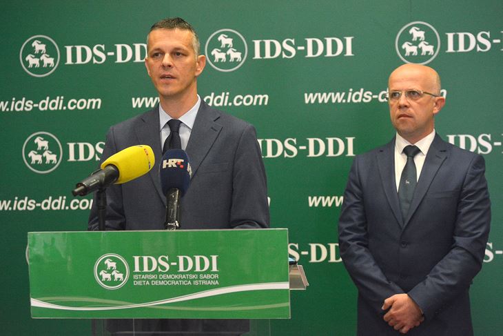 D. MEMEDOVIĆ