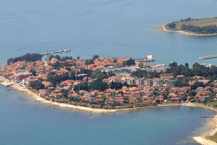 Novigrad (N. LAZAREVIĆ)