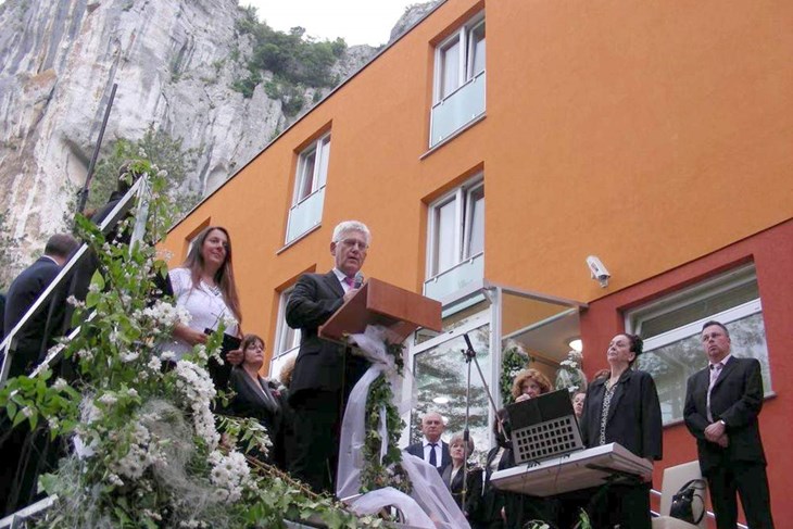 Otvaranje Poliklinike Sv. Stjepan 2008. godine (G. ČALIĆ ŠVERKO)