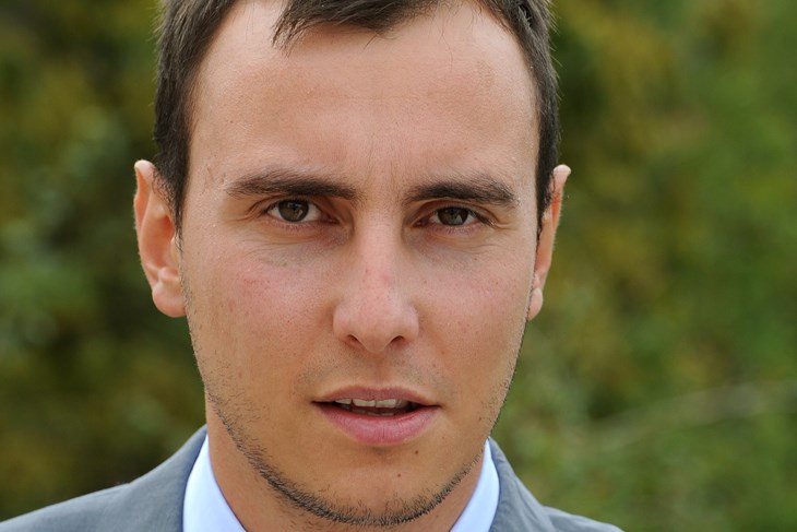 M. MIJOŠEK