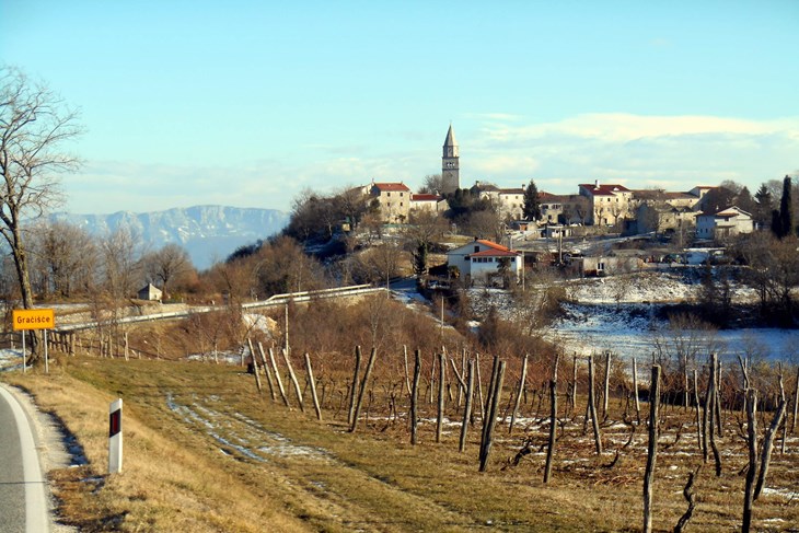 (A. DAGOSTIN)