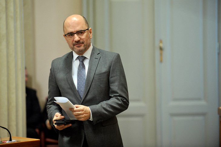 D. KOVAČEVIĆ