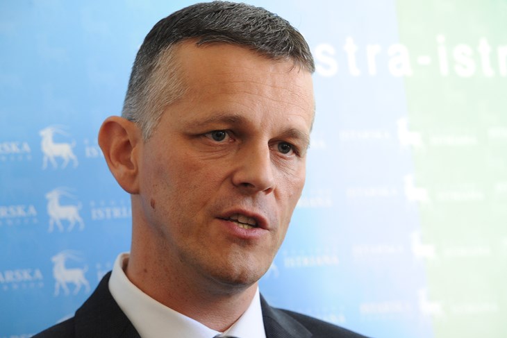 (M. MIJOŠEK)