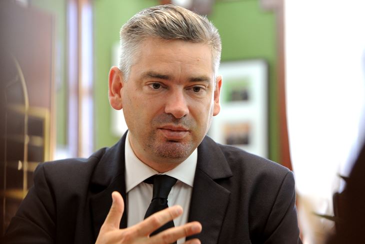 (M. MIJOŠEK)