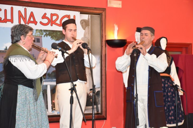 Avelina Damijanjević, Robert Krvavac i Drago Draguzet