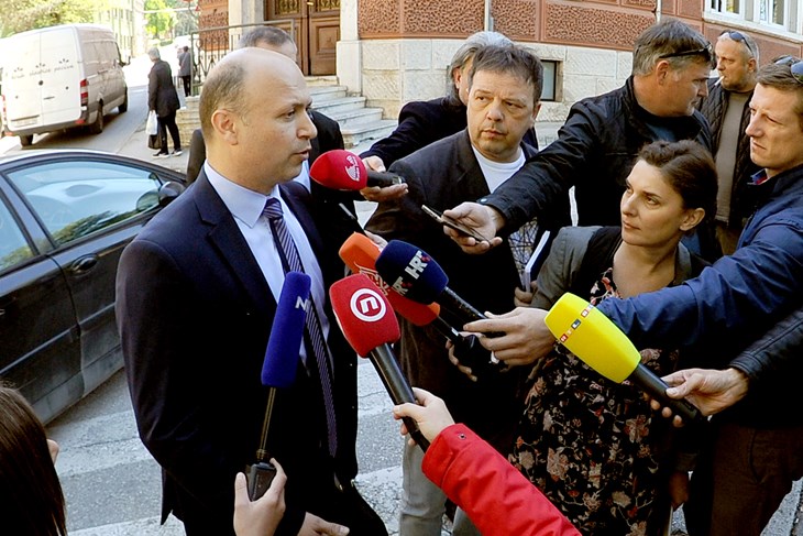 (M. MIJOŠEK)
