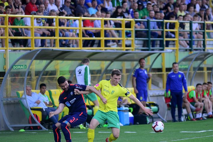 (Dejan ŠTIFANIĆ)