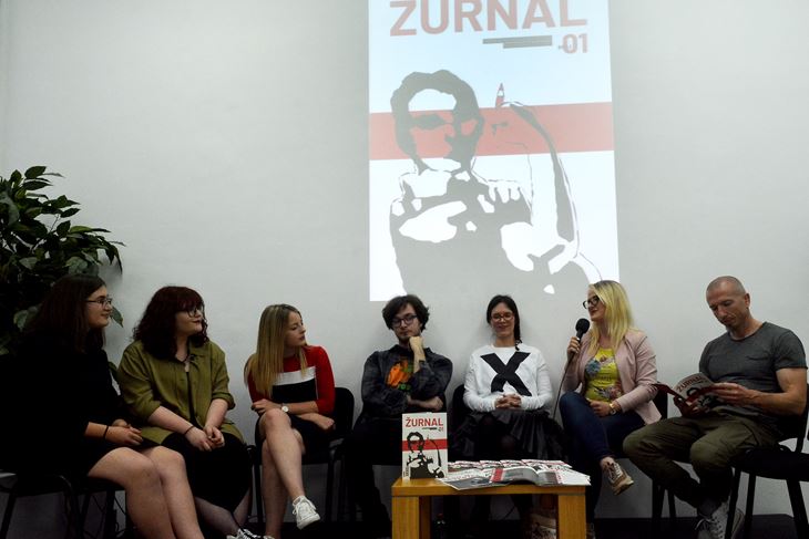 Redakcija Žurnala na predstavljanju prvog broja u Dnevnom boravku Rojca (Danilo MEMEDOVIĆ)