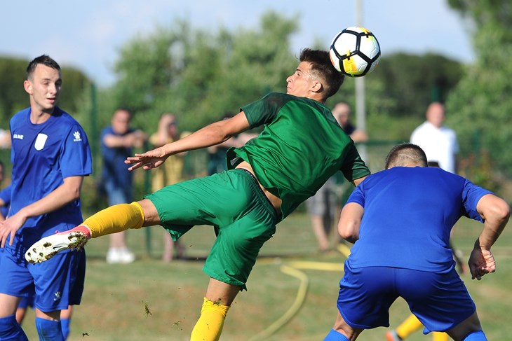 NOVA PRILIKA U PULSKOM DRESU - Vice Miljanić (M. MIJOŠEK)