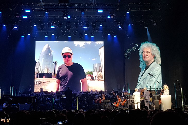 Elon Musk (putem videolinka) i Brian May na Starmusu (S. MARIČIĆ)