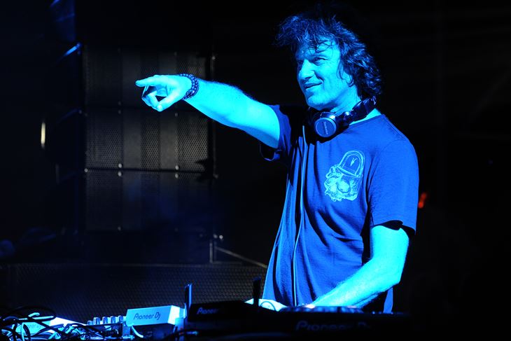 Hernan Cattaneo u suptilnoj DJ akciji (M. MIJOŠEK)