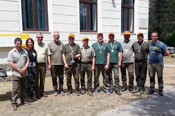 Buzećani ekipno prvi