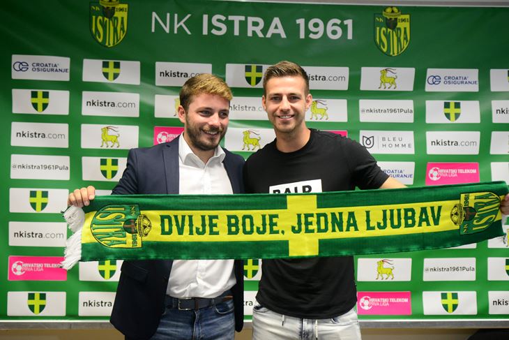 NOVI ADUT ZA TRENERA PRELECA - Sportski direktor Javier Moran i Sergi Gonzalez (Dejan ŠTIFANIĆ)