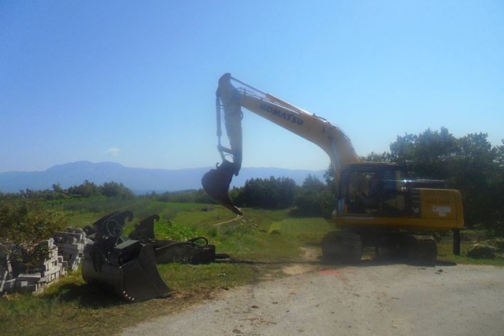(B. BIOČIĆ)