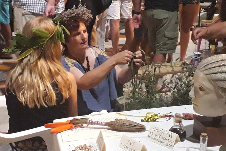 Iz jedne od radionica na umaškom trgu