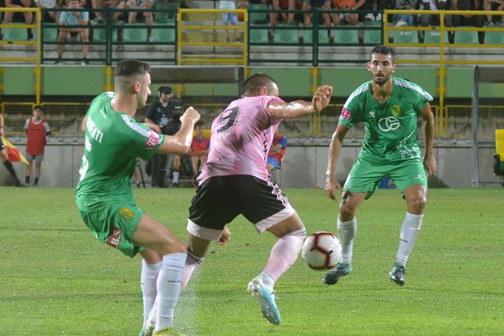 BOLJE REAGIRATI UNUTAR SVOG ŠESNAESTERCA - Agron Rufati i Einar Galilea (Danilo MEMEDOVIĆ)