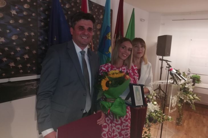 Franka s labinskim gradonaelnikom Glavičićem i predsjednicom gradskog vijeca Eni Modrušan
