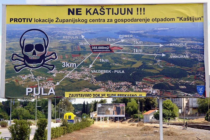Stari plakat inicijative NE Kaštijun savršeno predstavlja lokacije na kojima danas najviše smrdi  (ARHIVA)