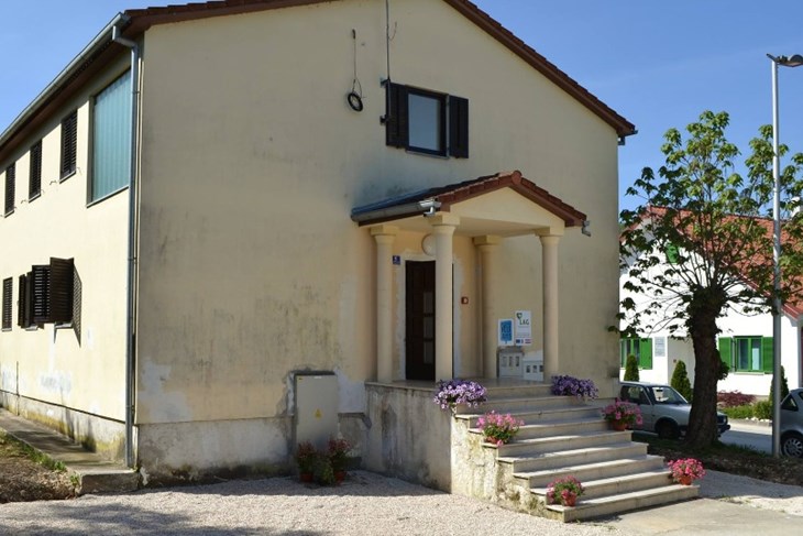Društveni centar Veli Jože