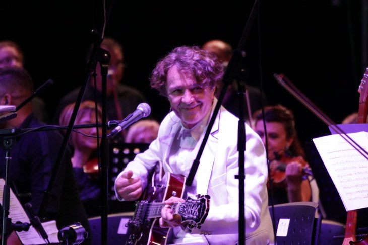 Goran Bregović suveren u svom rodnom gradu (Almir Razić / Fena)
