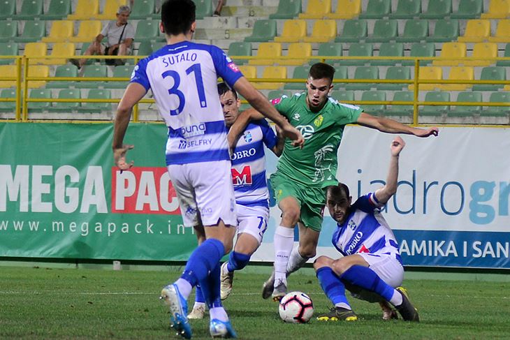 Mario Ćuže u slalomu kroz osječke redove (Dejan ŠTIFANIĆ)