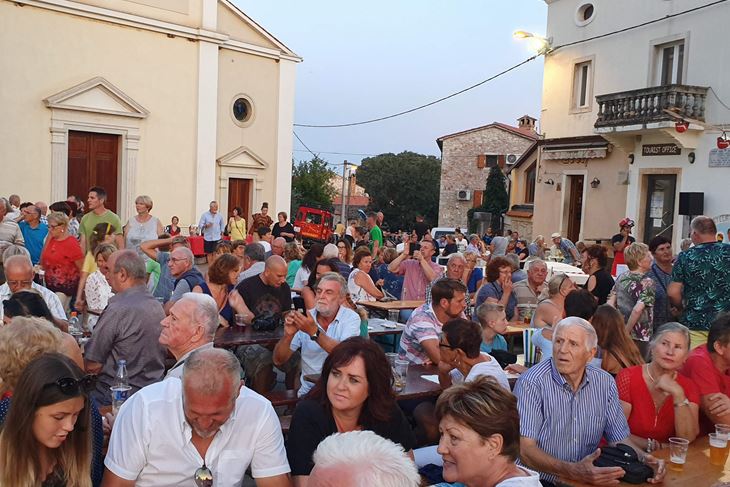 Gramperijada u Kašteliru jedna je u nizu programa (Arhiva)