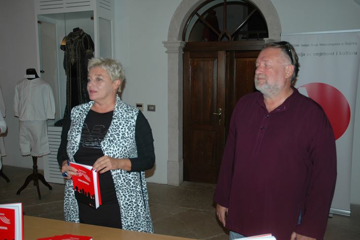 Helena Sablić Tomić i Robert Raponja (E. VELAN)