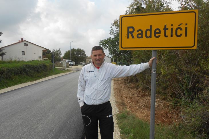Tinjanski načelnik Goran Hrvatin na novoj cesti Kučići - Radetići (M. RIMANIĆ)